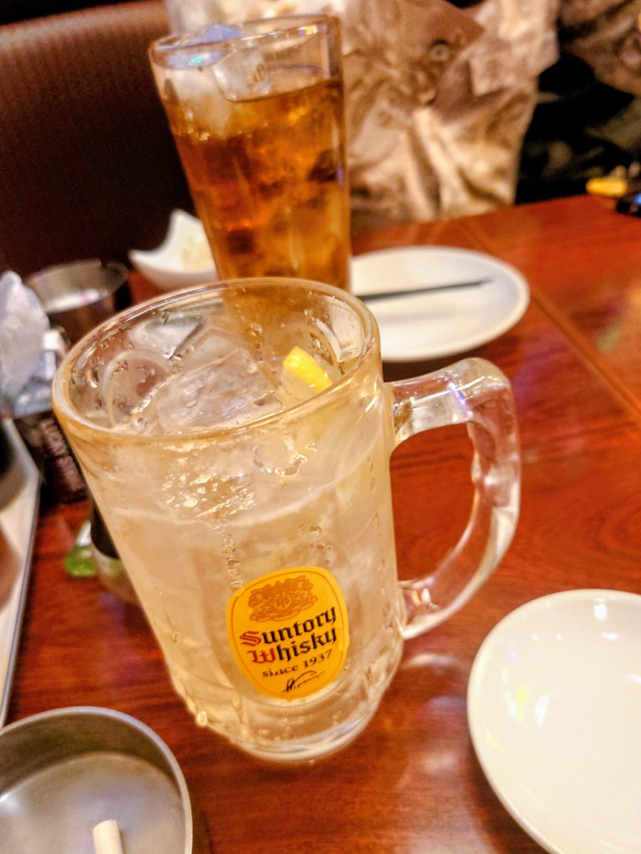 victim69's tweet photo. イベント終わり新宿で乾杯。激辛麻婆豆腐からすぎてヤバい https://t.co/nLGbnLnQFp