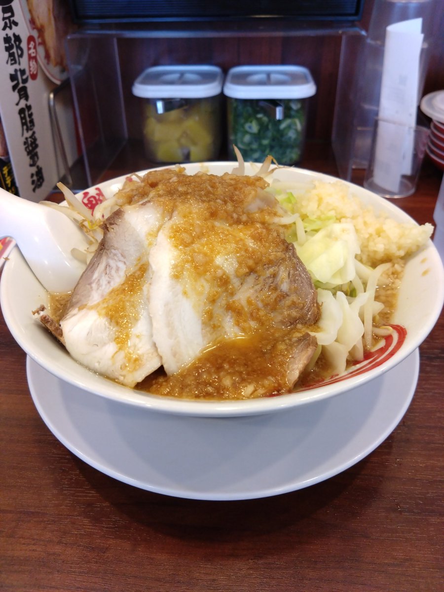 imatoku1969's tweet photo. 今日もホームの鈴木園(2号池)11尺両ウドン(ポンプ出し)バランス底釣りです😄小魚さんの動きが素晴らしく😅浮きが壊れたエレベーターの動きで大苦戦しました😁苦肉の策でドボン(中通し)に変更の4枚計5枚で終了😆先輩方お疲れ様でした。 https://t.co/h6FmW5xeFx