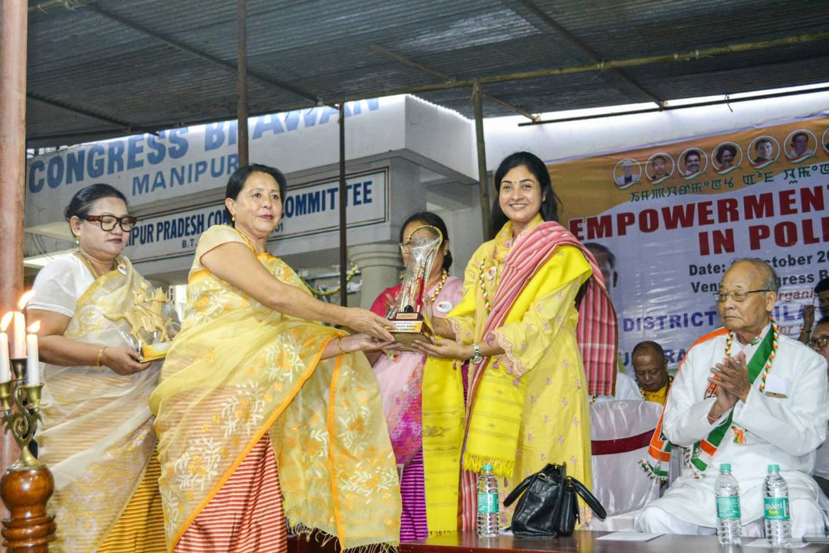 MahilaCongress's tweet photo. AIMC National President @LambaAlka ji participated in the “Empowerment of Women in Politics” programme organised by City District Mahila Congress under the aegis of Manipur Pradesh Mahila Congress Committee at Congress Bhawan, Imphal.

The programme brought together women leaders and workers to strengthen women’s participation, representation and leadership in political and public life.

📍 Imphal, Manipur

#MahilaCongress #ManipurCongress