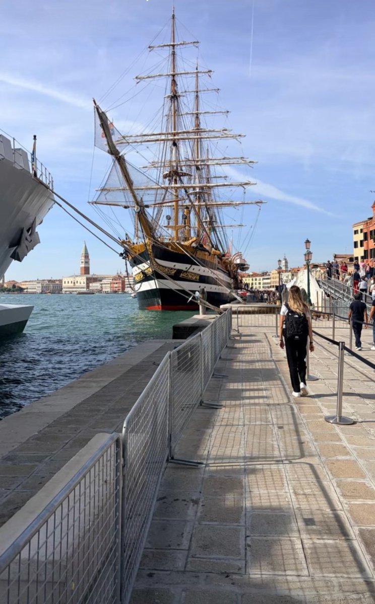 Monica09058845's tweet photo. La protagonista questa settimana a Venezia...🤩🤩🤩🇮🇹🇮🇹🇮🇹💪🏽💪🏽💪🏽 https://t.co/zQEJU3tU8z