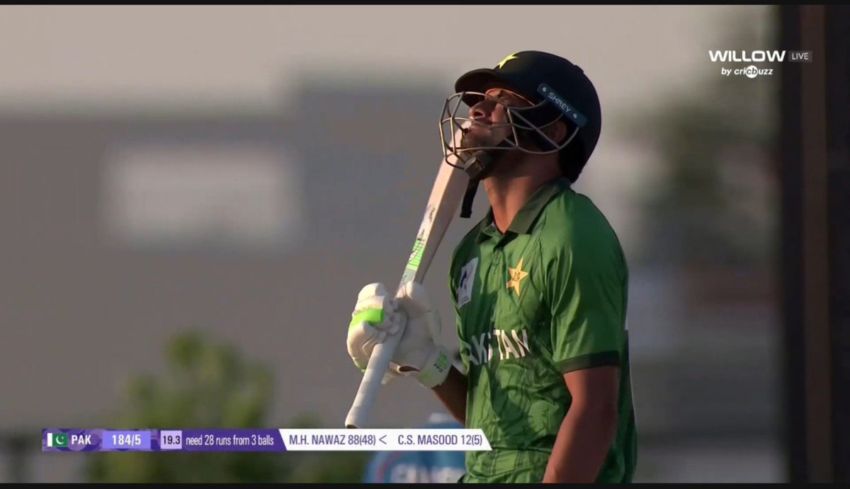 HassanAbbasian's tweet photo. Well played Hassan Nawaz. Got 3-4 chances but still played alone in this chase. A very well made 96 👏👏 https://t.co/U0I1iSWdUT