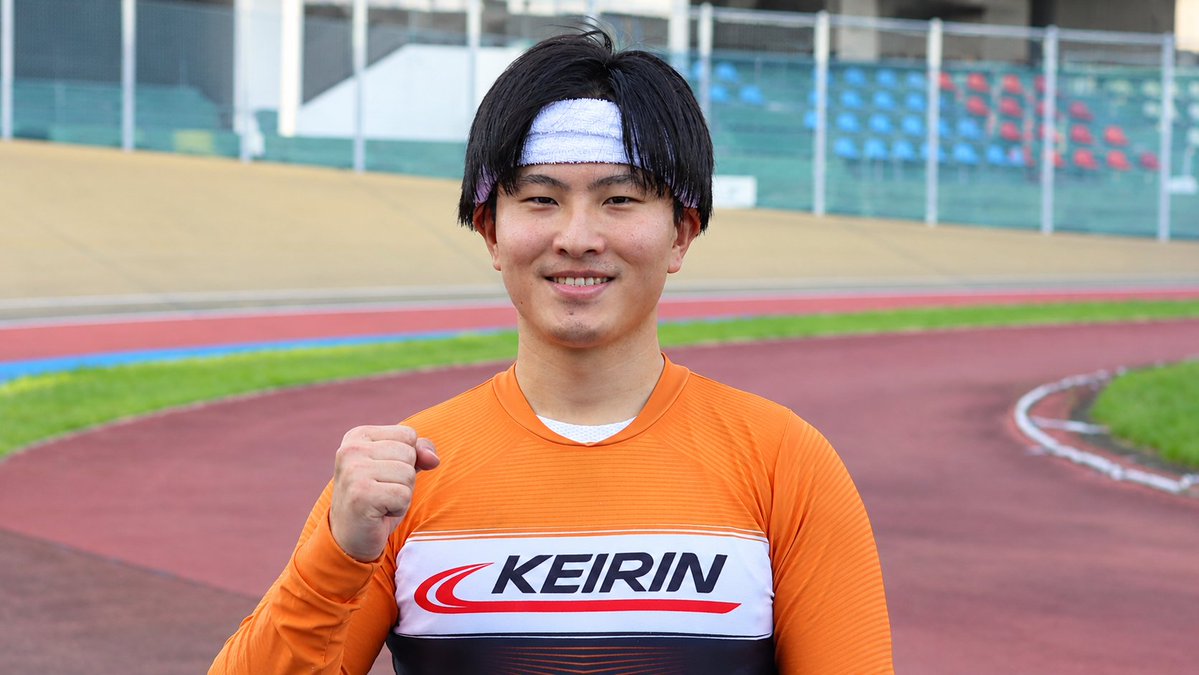KEIRIN_SAITAMA's tweet photo. 10月1日（木）～ 3日（土）
#大宮競輪 デイ開催☀️
第100回スポーツニッポン新聞社杯 F1🏆

11R　A級決勝🚴‍♂️
優勝🎖️#鈴木薫 選手（東京・115期）

https://t.co/gR9ztfy8dR

#鈴木薫 選手 完全優勝おめでとうございます🏆

白熱した決勝レースの映像は
こちらからご覧いただけます‼️

🔥激闘の瞬間をもう一度🔥
🎥https://t.co/IgXUrHtKPH