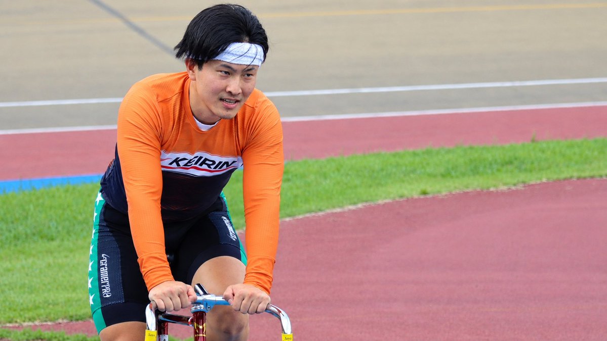 KEIRIN_SAITAMA's tweet photo. 10月1日（木）～ 3日（土）
#大宮競輪 デイ開催☀️
第100回スポーツニッポン新聞社杯 F1🏆

11R　A級決勝🚴‍♂️
優勝🎖️#鈴木薫 選手（東京・115期）

https://t.co/gR9ztfy8dR

#鈴木薫 選手 完全優勝おめでとうございます🏆

白熱した決勝レースの映像は
こちらからご覧いただけます‼️

🔥激闘の瞬間をもう一度🔥
🎥https://t.co/IgXUrHtKPH