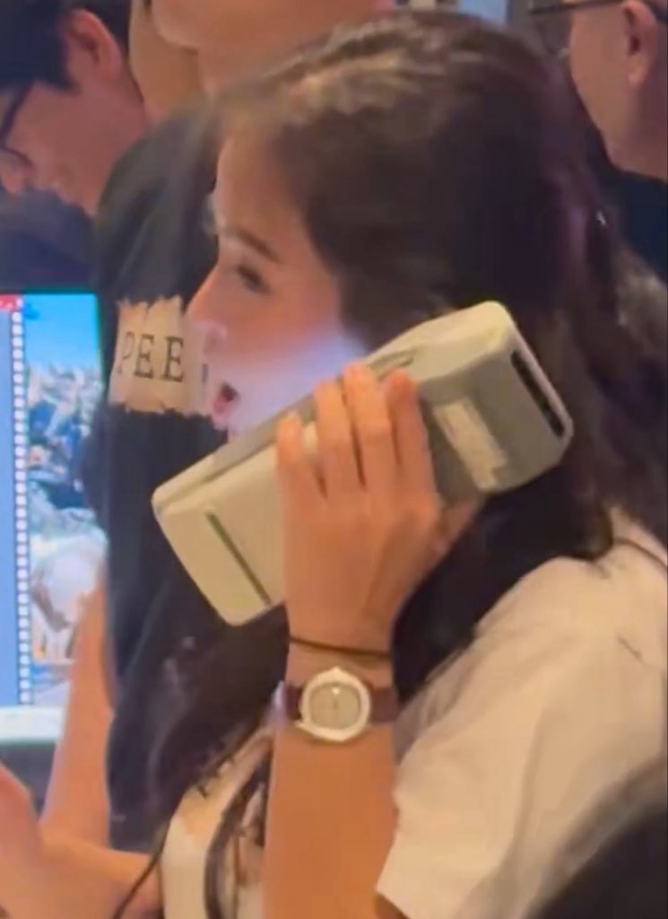 hyaselyse's tweet photo. sha lang nakaisip nyan

WILBEA IN MUrket MUrket
#PeeMakAngPaglilibot https://t.co/N2pXdgo7Vx