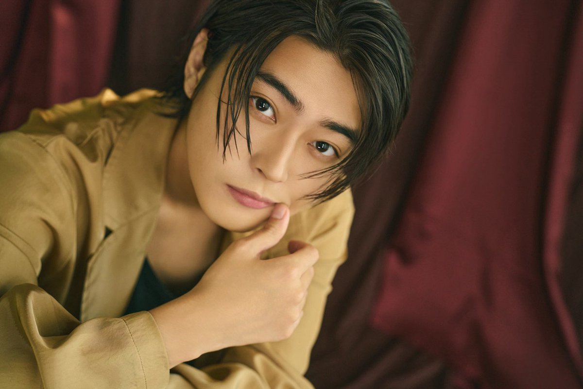 Emo_miu's tweet photo. ＼Emo!映画インタビュー／
#倉悠貴 『マッチング TRUE LOVE』
チェキプレも🥀💜【エモ写真13枚】

「選ばれたからこそ僕にしかできないようなお芝居をちゃんと目指していかなきゃいけない」

💭最近心揺さぶられたモノとは？
🔗https://t.co/KUfWQkY0B1

@movie_matching 
#映画マッチング #Emomiu https://t.co/3j9gK5Nf4k