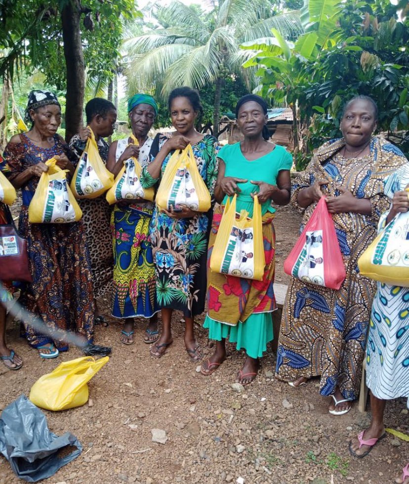 papichulo4224's tweet photo. “Keep them in gross poverty and speak Ibo to them” https://t.co/n6WLndSovp