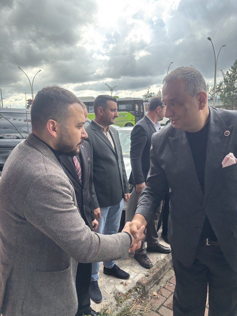 APkultursanat's tweet photo. Kocaeli’nde teşkilatımızla buluştuk. Genel Başkan Yardımcımız M. Hakan Tanrıöver’in öncülüğünde programımıza başladık.

Misafirperverlikleri için İl Başkanımız Halil Keskinoğlu ve Muhammed Ali Yıllık’a teşekkür ediyorum.

#AnahtarParti #Kocaeli #RotamızMillet https://t.co/3rjyASF05l