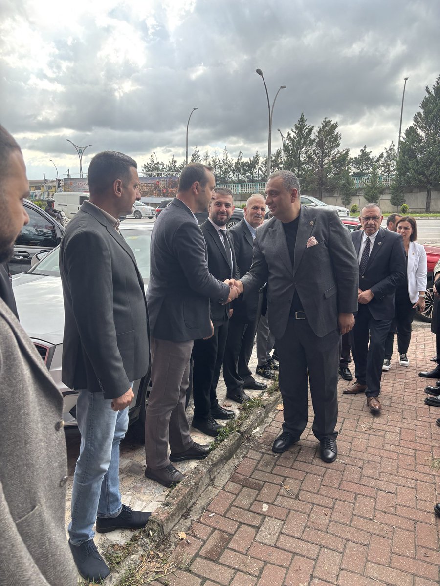 APkultursanat's tweet photo. Kocaeli’nde teşkilatımızla buluştuk. Genel Başkan Yardımcımız M. Hakan Tanrıöver’in öncülüğünde programımıza başladık.

Misafirperverlikleri için İl Başkanımız Halil Keskinoğlu ve Muhammed Ali Yıllık’a teşekkür ediyorum.

#AnahtarParti #Kocaeli #RotamızMillet https://t.co/3rjyASF05l
