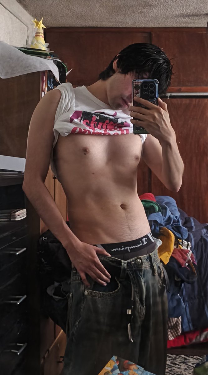 mexxxleno's tweet photo. @DragoMonky @roantwink Me das verga a mi o que? https://t.co/s5M2BR3k8z