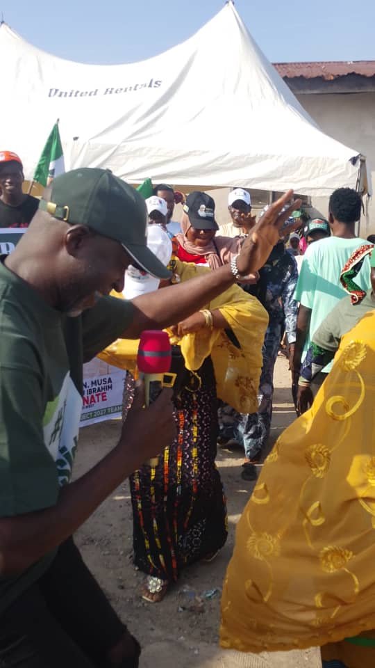 ABaba47316's tweet photo. Grassroot politics
@atiku 
@AtikuMedia 
@Atiku_MV 
@VoiceAdc76246 
@VoiceAdc76246 
@ADCNig 
@PDP_Dynasty
@ADCcoalition 
@adc https://t.co/mTlZ17MRBI