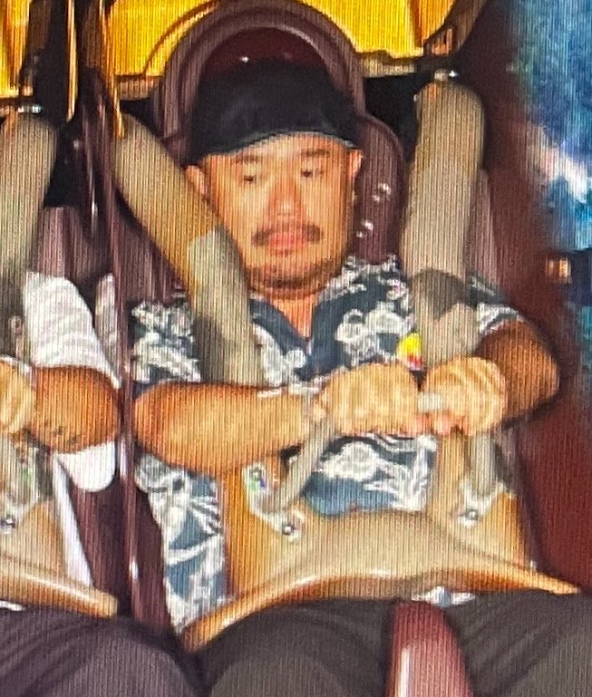 takeuchi3rd's tweet photo. 無理矢理連れて来られたかのような https://t.co/8QFVkXtylx