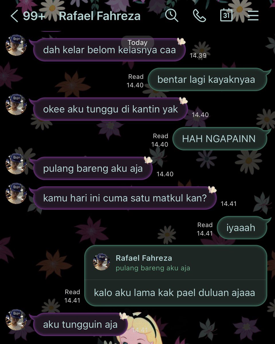 diaryofudon's tweet photo. how it feels having an “abang-abangan” on your uni life,

so junghwan au. https://t.co/H242QPj8Hs