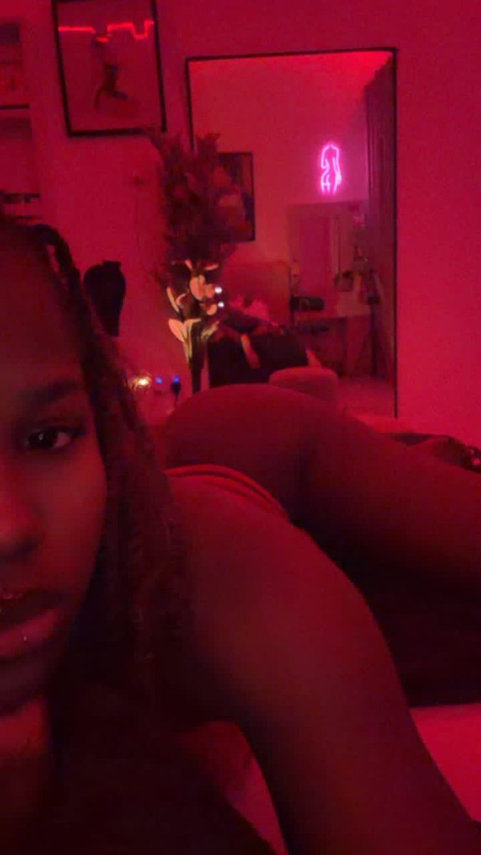 Manuels1259's tweet photo. Cum get it 😇 https://t.co/zv5KMETSfq