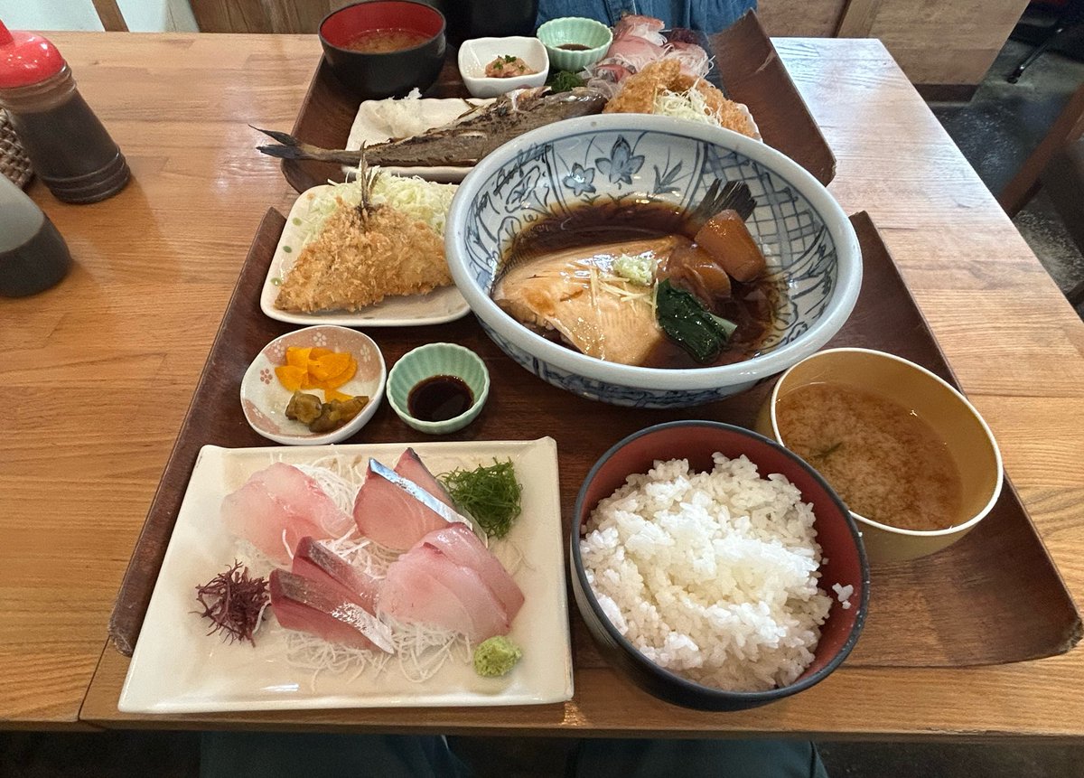 KINTETSUoosaka's tweet photo. 平塚三昧、
競輪場で蕎麦食べて帰宅😗 https://t.co/mIxLzesFS9