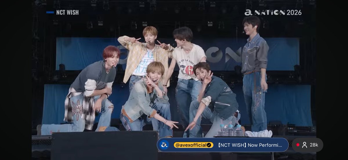 syj1903's tweet photo. Always enjoying their performance and happy to see then. Even when I'm outside 🥹 https://t.co/IEcOTNH6Bn