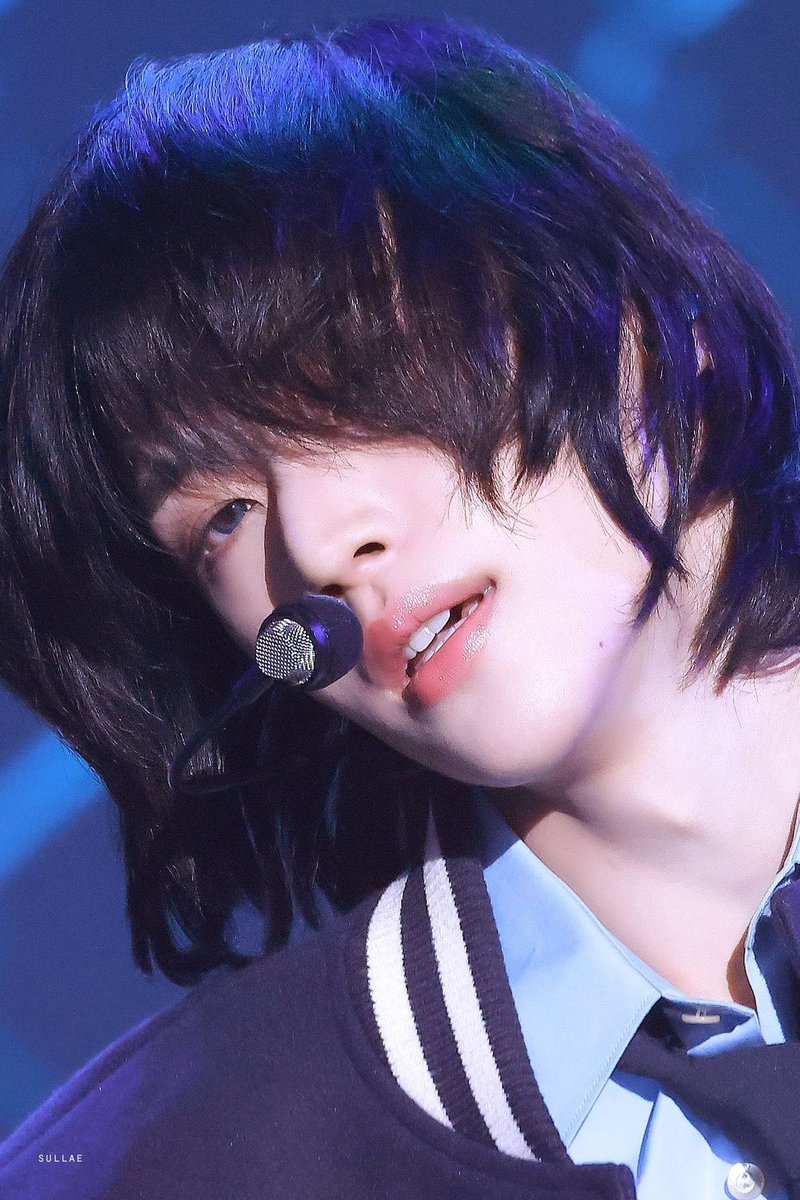 seswsa01's tweet photo. ㅁㅊ 아이돌...✩‧₊˚ #원빈 https://t.co/5mPFAhvcEP