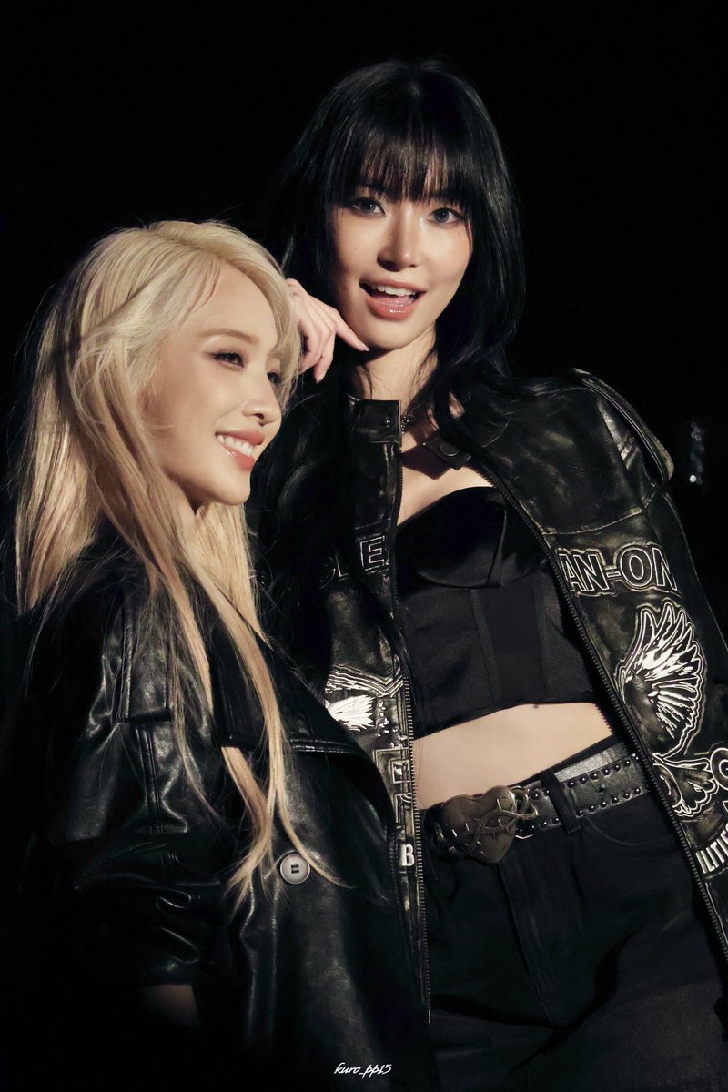 thekcckk's tweet photo. เอ๊ะๆๆๆๆ ตาวิเศษเห็นนะ จิงจิงยูตาไวมากก 555555555 https://t.co/7idrXGGdS7
