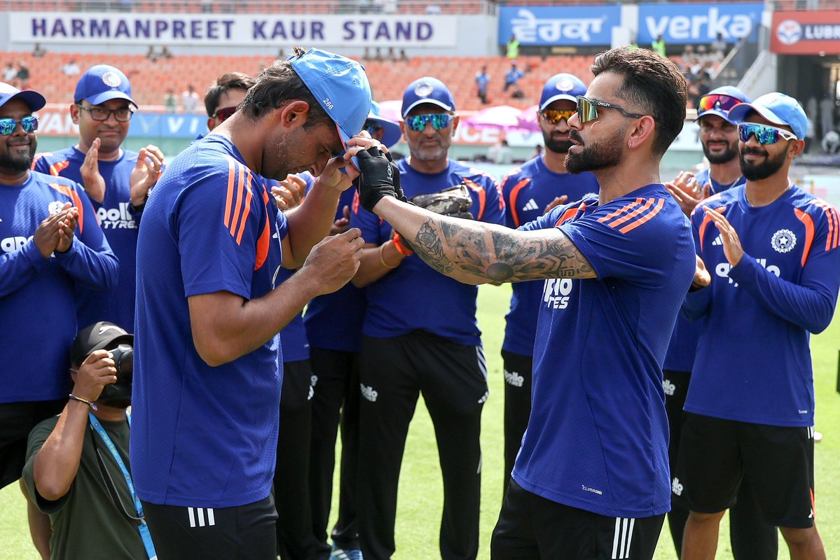 CricCrazyJohns's tweet photo. Anshul Kamboj recieved the ODI Cap from Virat Kohli 💛😍

- Look at the happiness of Rutu, CSK boys. https://t.co/QnjcUXwpXZ