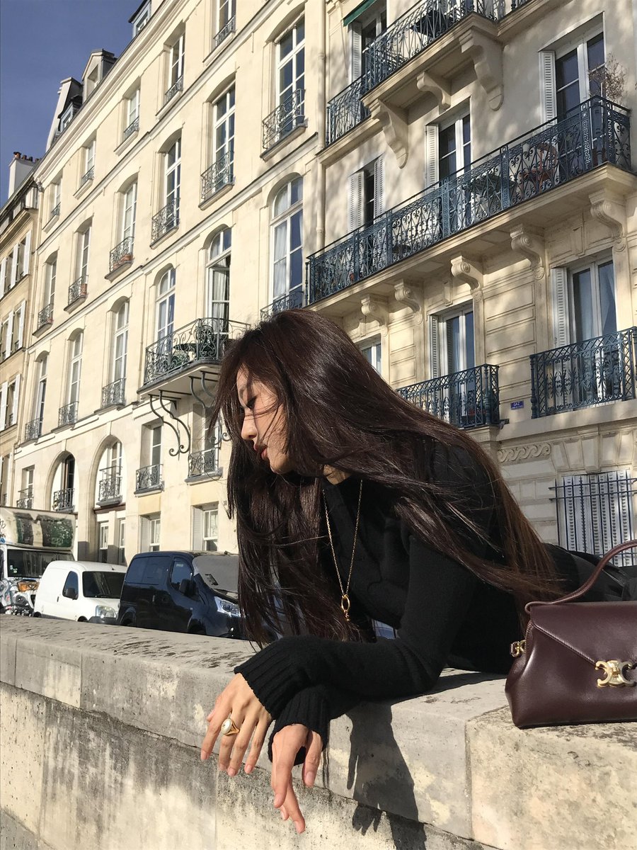 avoirzen's tweet photo. oh my god sun qian are you crazy??? https://t.co/XPPuCw2hSU