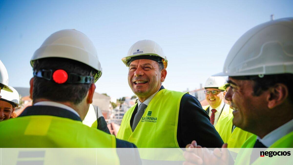 JNegocios's tweet photo. Portugal arrisca regresso a anos de subinvestimento público com fim do PRR https://t.co/wnUlhz8VK0 https://t.co/UsiudRZKkA