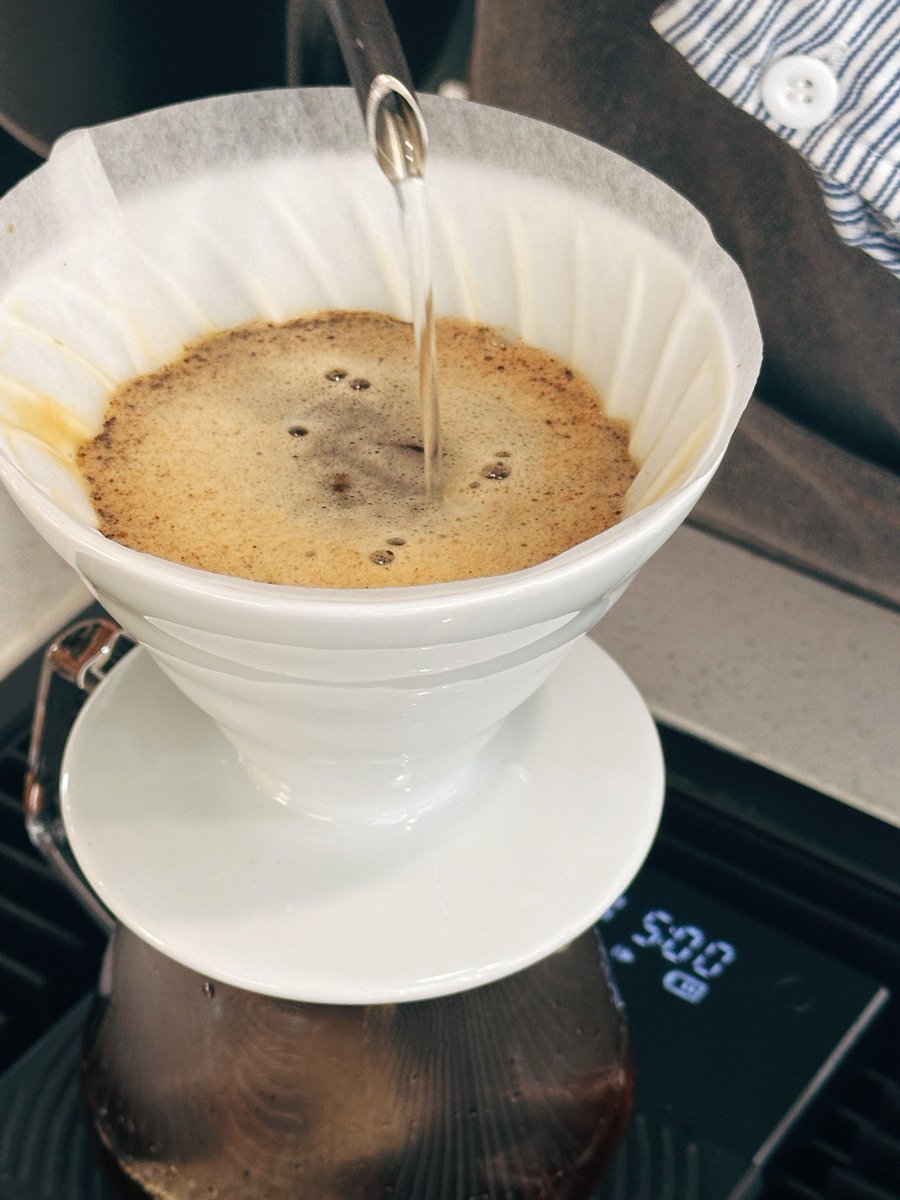 HeatherJack171's tweet photo. Just tried the new zero-waste coffee brew kit—no messy grounds, rich flavor, and super easy cleanup! Game-changer for my morning routine ， https://t.co/afF8ZzJAGU