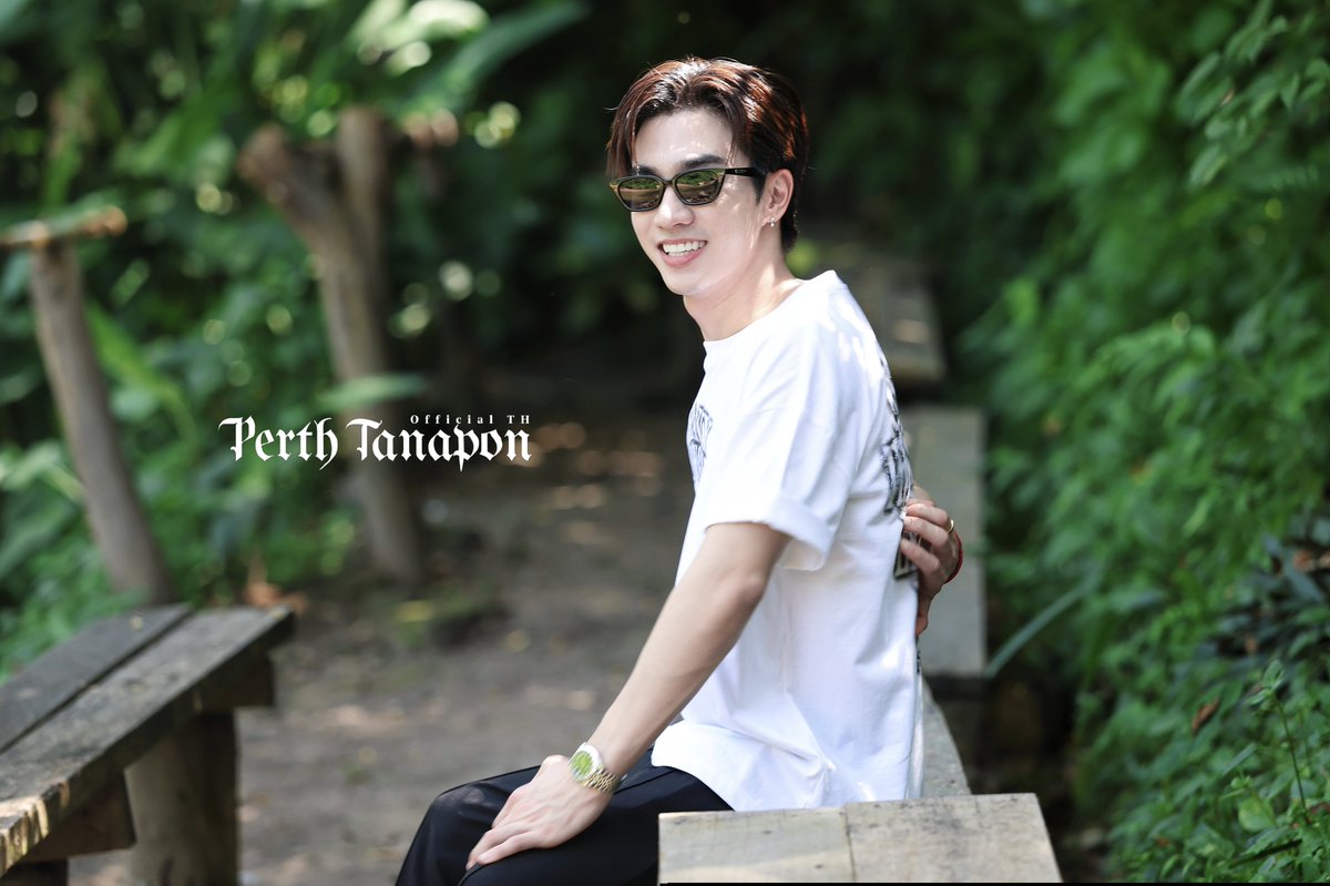 PerthOfficialTH's tweet photo. ฮึบ !! ไม่มีคนเกาหลังให้ 

PERTH PAIAEW CHIANGMAI

#DrAllyinCNXwithPerth
#PerthTanapon #KDPPE https://t.co/jaAycDaXdY