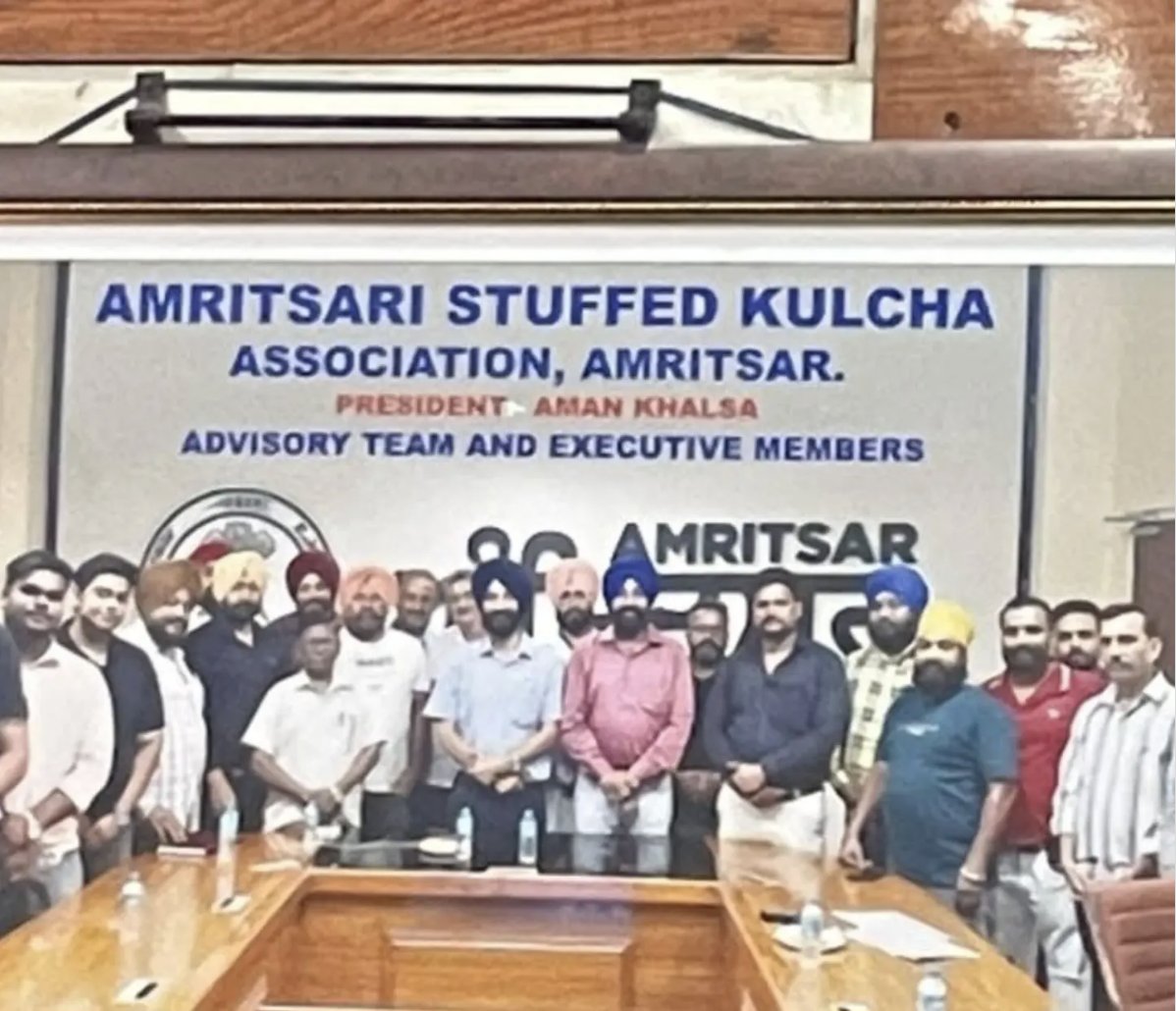 BadgerSengh's tweet photo. "Sikhs have forgotten how to make institutions"

Okay then explain this to me please, https://t.co/RQWQhEv3zA