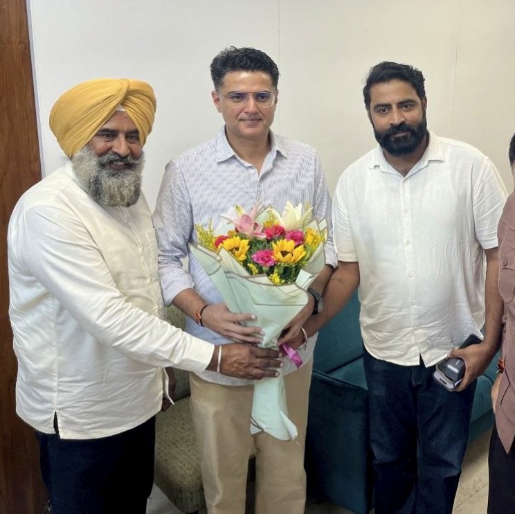 PargatSOfficial's tweet photo. After taking charge as President of Punjab Congress, met Punjab Congress In-charge Shri Sachin Pilot Ji. Shri Gurjeet Singh Aujla Ji was also present on the occasion.

Discussed strengthening the organisation and taking up the issues of Punjab and its people. @SachinPilot @INCPunjab