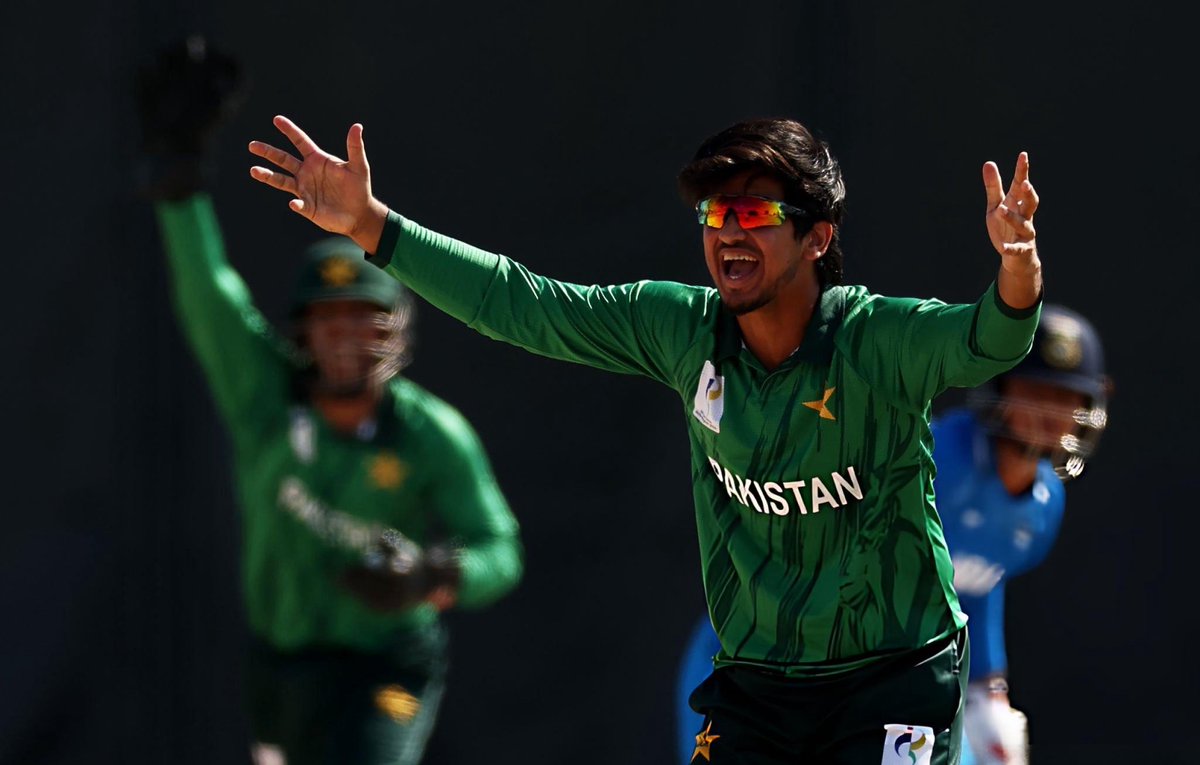 TsMeSalman1_'s tweet photo. - Dropped 2 catches.
- Conceded 47 in 4 overs.
- 29 in 22 balls with the bat.

- Big time Pakistan should move on from Saim Ayub the "ALL-ROUNDER" in T20Is. Below-average performance since his injury. https://t.co/IWKN1f2nih