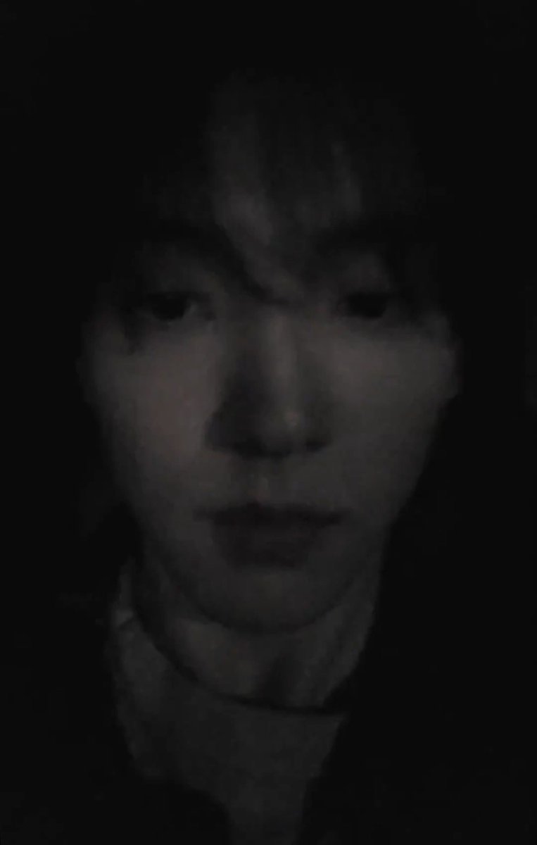 translatingTXT's tweet photo. 🐰 we don’t have a lot of time so come on in~ 
🐰 the time we’ve been given is 30 minutes
🐰 i need to get out the car in 30 minutes
🐰 i had a radio kinda filming with a member before this
🐰 it was a talking schedule and we were talking about things like the new album we have coming out
🐰 and as for me personally…it’s not a schedule but there’s somewhere i want to go so i’m on my way there and i’ll arrive in 30 mins