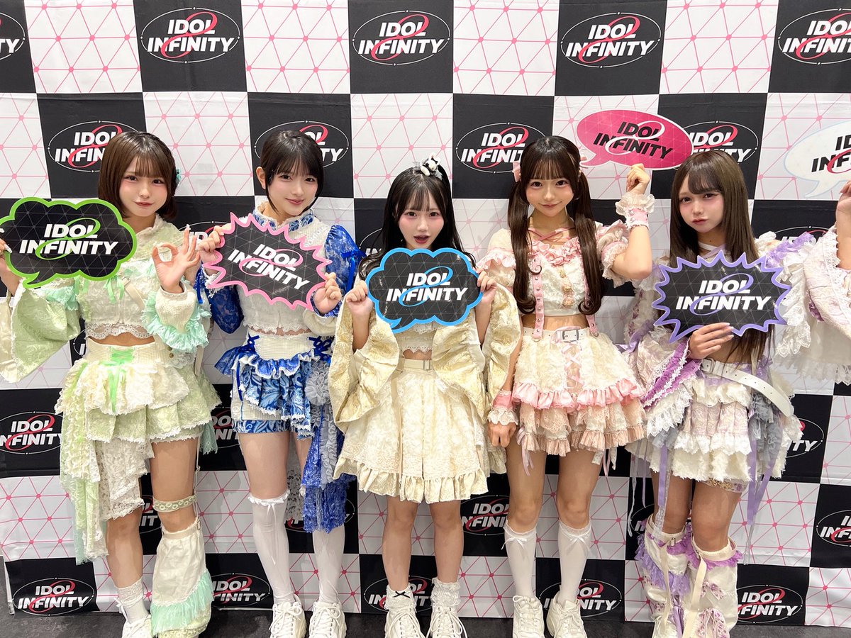 idolinfinity_'s tweet photo. 【IDOL ∞ INFINITY vol.23】

              26グループ目
❥・・ ┈┈┈┈┈┈┈┈ ・・❥
            パラレルサイダー

#アイドルインフィニティ #IDOLINFINITY
#静止画撮影NG #動画撮影NG
@parasai_info #パラサイ  #パラレルサイダー https://t.co/dNrTkchd1e