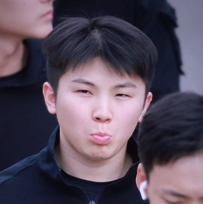 i_eat_svt's tweet photo. “ciluuuuuk…”                             “BAAAAAAA” https://t.co/tnjQwjD1bv