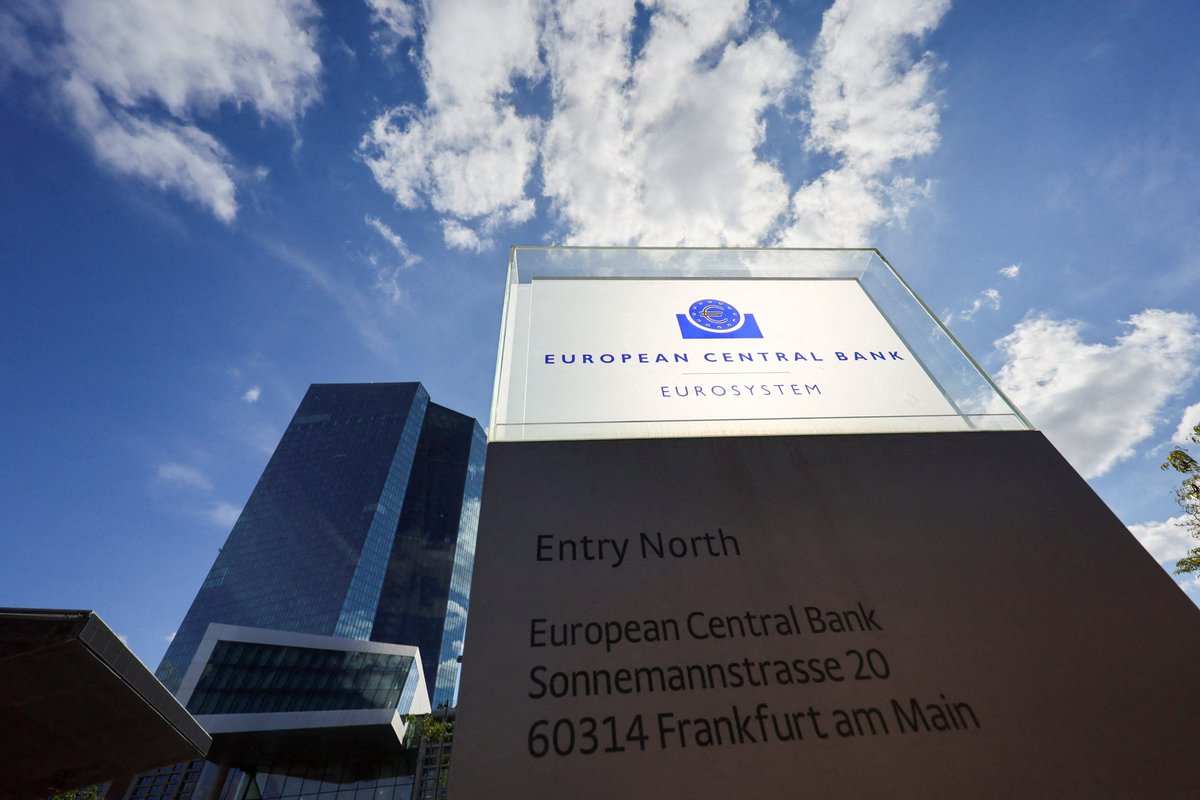 Handre's tweet photo. Europe's central banks were not built to protect you, they were built to finance wars.

The Bank of England launched in 1694 with a single purpose: lend William III 1.2 million pounds to fight Louis XIV, and collect interest in perpetuity. Parliament handed a private cartel a monopoly on note issuance. In exchange, the Crown got its war. Depositors got paper promises. The model spread like an infection.

France watched and replicated. John Law established the Banque Générale in 1716, eventually converting it into the Banque Royale, which he used to flood France with paper livres backed by nothing but colonial fantasies about Louisiana. By 1720 the whole scheme collapsed, wiping out French savers across two generations and poisoning French confidence in paper money for over a century.

The lesson Europe drew was not "stop doing this." The lesson was "do it more carefully."

Germany formed the Reichsbank in 1876, Sweden had its Riksbank from 1668 (the world's oldest, and a blueprint every subsequent government copied). Each institution followed the same logic: centralize control, monopolize issuance, and give the state a captive lender when revenue from taxation proves politically inconvenient.

Ludwig von Mises explained that inflation functions as a tax. Every unit of currency created without corresponding production transfers purchasing power from your savings to whoever spends the new money first, which is always the government. That process accelerated dramatically after World War One, when the gold standard's constraints became inconvenient for states that had already promised their citizens more than they could honestly deliver.

The Weimar hyperinflation from 1921 to 1923 is the obvious horror story, but the quieter theft across the rest of Europe through the 1920s and 1930s cost savers just as much over time, simply spread across more years. Gradual expropriation carries less drama and less political resistance.

Every European central bank operating today, including the European Central Bank created in 1998, runs on this same foundational logic: the sovereign needs money, the bank provides it, and you absorb the cost through prices that never quite return to where they were.