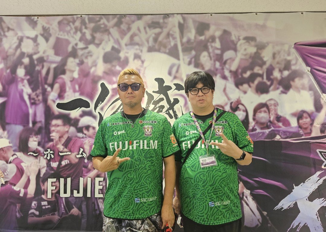 legalize55's tweet photo. #legalize
引き分けちゃったけど~
🦈ちゃんツアー
個人的に楽しかったからよし。
3年ごしの夢が叶いました(笑)
写真サンクス
@OnigiriJack
#藤枝MYFC https://t.co/7RxwzvkX0g