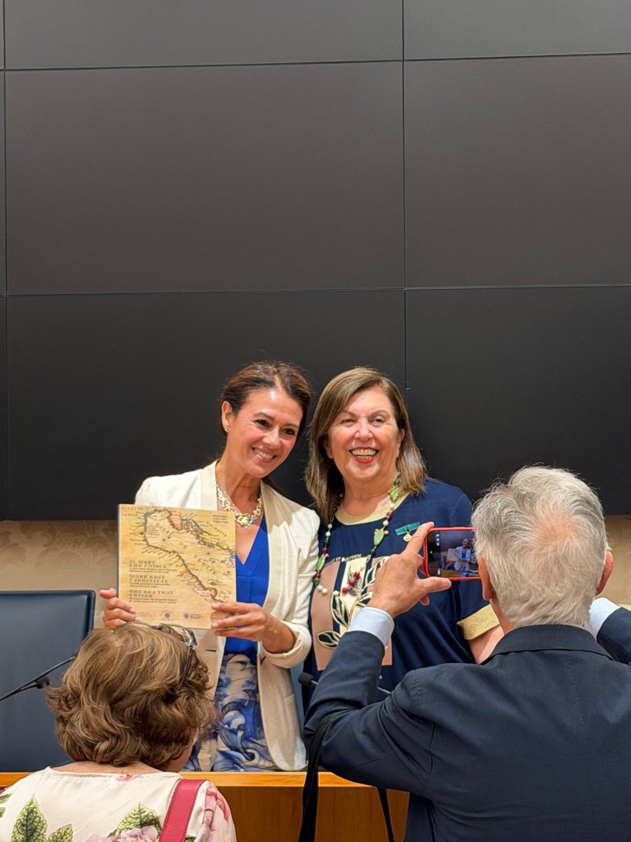 Tegliucci's tweet photo. Senato della Repubblica, Palazzo Madama: presentazione del libro sulla antica cartografia della Calabria. Qui insieme alla senatrice Giusy Versace. https://t.co/PX3ZIQDwMK