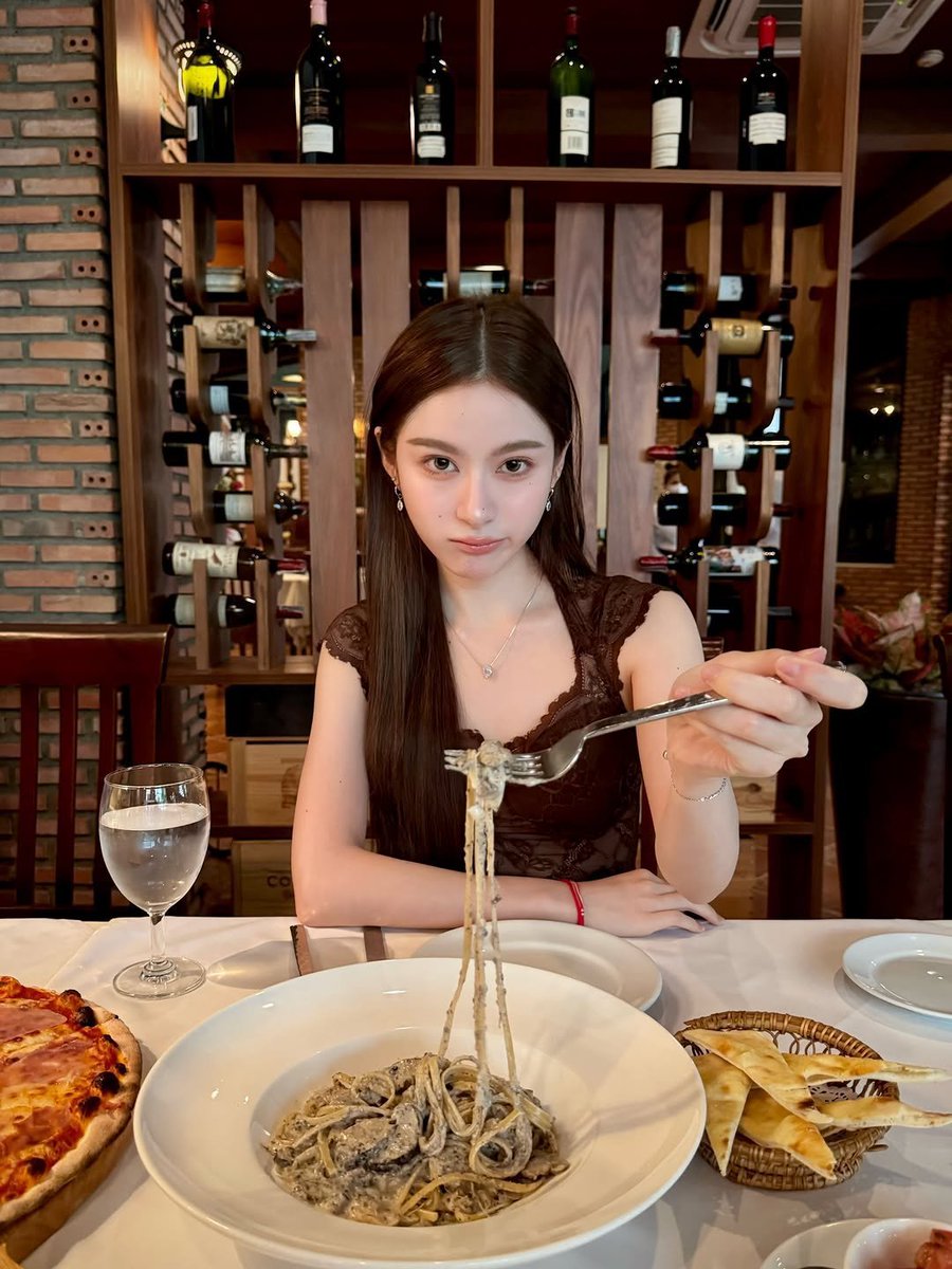 peeeeeee89's tweet photo. ให้เลยคนนี้สวยตั้งแต่เด็ก
#primiily https://t.co/pUW4lA2gnj