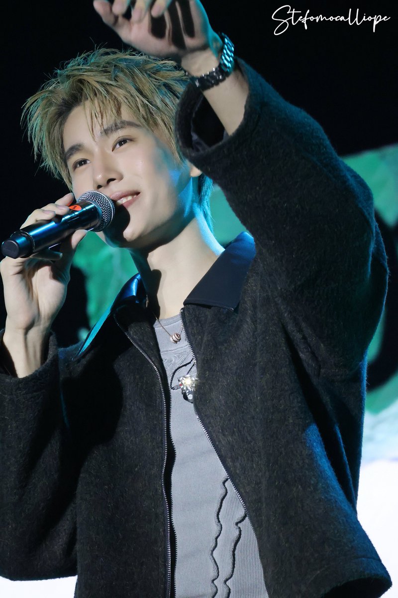 stefomocalliope's tweet photo. 🩶

PHUWIN 1ST FANCON IDN
#2026Phuwin1stFanconinIndonesia
#phuwintang https://t.co/U02M6tvT21