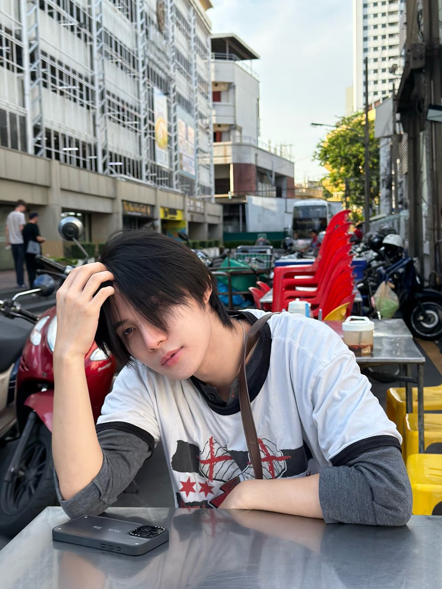 ppharinnhomeza's tweet photo. 03/10/2026 #UpdateWithPhuping 
IG Post : ppharinn 

🚶🏻https://t.co/Q2elE73EMo

#ppharinn #ภพภูพิงค์ https://t.co/i1UooQcte8