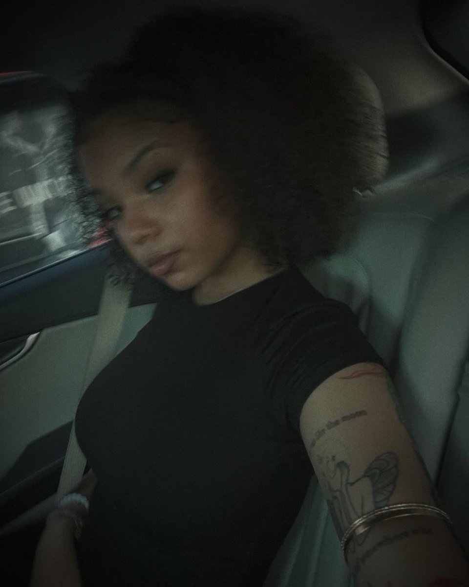 KarlaLala6's tweet photo. Who’s down for sexting session #nsfwtwt #buyingcontent https://t.co/vbw5CwfWul
