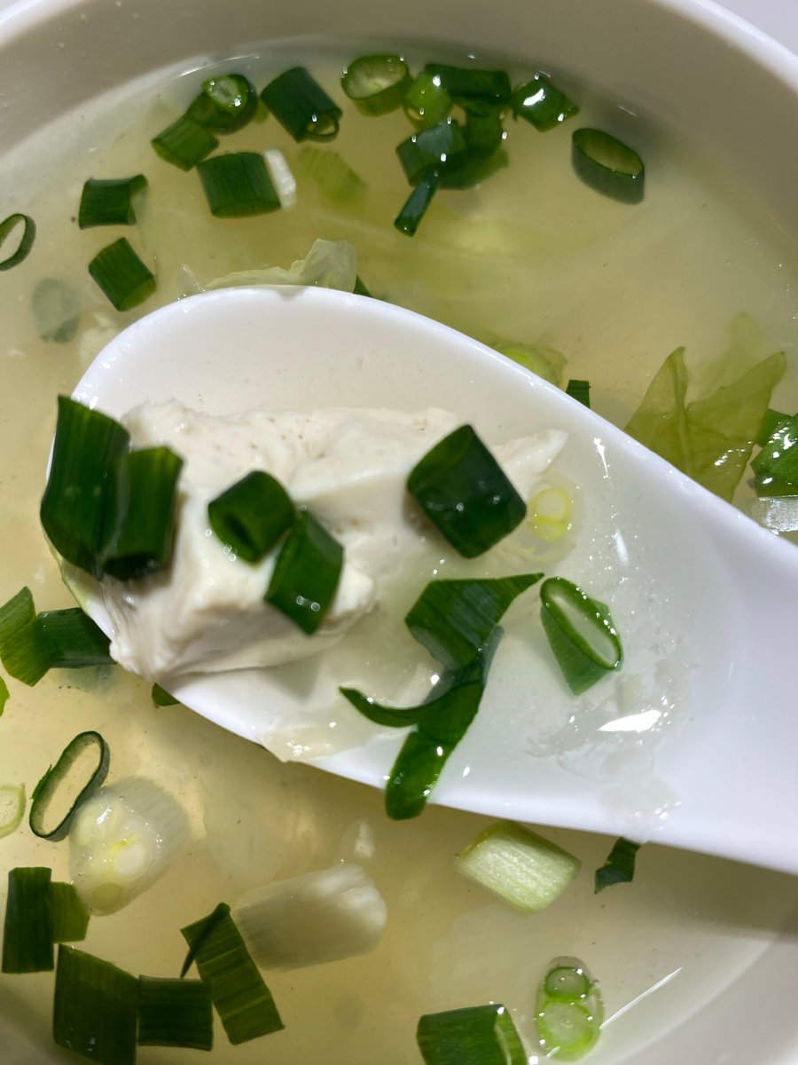 eZ02zyQAPMTa9ZP's tweet photo. [Recently stumbled upon the delicious “迫乙汤悠” – a unique local treat that’s pure comfort in a bowl!]， https://t.co/4afXA1SBSW