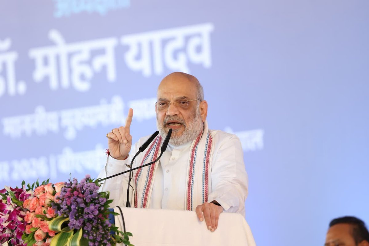 CMMadhyaPradesh's tweet photo. सशक्त गौपालक, समृद्ध मध्यप्रदेश

माननीय केंद्रीय गृह एवं सहकारिता मंत्री श्री @AmitShah जी के मुख्य आतिथ्य एवं मुख्यमंत्री डॉ. मोहन यादव की अध्यक्षता में आज भोपाल के भेल दशहरा मैदान में ‘राज्य स्तरीय गौपालक सम्मेलन’ के भव्य आयोजन में प्रदेश के पशुपालकों और गौपालकों के हित से जुड़ी महत्वपूर्ण पहल की गई।

इस अवसर पर केंद्रीय मंत्री श्री शाह जी ने विभिन्न योजनाओं के हितग्राहियों को हितलाभ वितरित किए तथा पशुपालकों, गौपालकों एवं सहकारिता क्षेत्र के लिए अनेक सौगातें प्रदान कीं।

@DrMohanYadav51 @cooperativedept @mp_husbandry #दुग्ध_क्रांति_MP #SevaSankalpAbhiyan #CMMadhyaPradesh