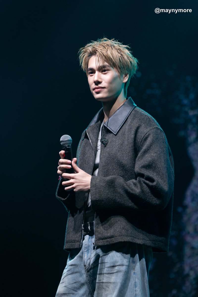 maynymore's tweet photo. สุดหล่อ~ 

PHUWIN 1ST FANCON IDN
#2026Phuwin1stFanconinIndonesia
#phuwintang https://t.co/Ys7h4nZKiT