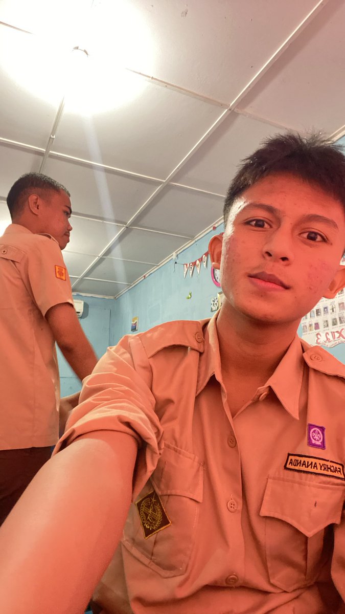 Faceurii's tweet photo. h+2 uts doneee https://t.co/3kq06KsgEJ
