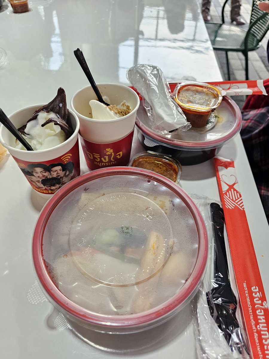 NoinaAlways's tweet photo. Food Support จากเพื่อนพี่จั๋ง เว่อมากกก
อร่อยทั้งไอติมและชาบูหมาล่าเลย ขอบคุณนะคะ 🥹🙏🩷✨️

PERSES UNCENSORED CONCERT 

#PERSES_UNCENSOREDConcert
#PERSES #PERSES_TH
#จริงใจหมูกระทะ 
#ร้านหมูกระทะ 
#JUNG_PERSES https://t.co/Trdv7A3YUs