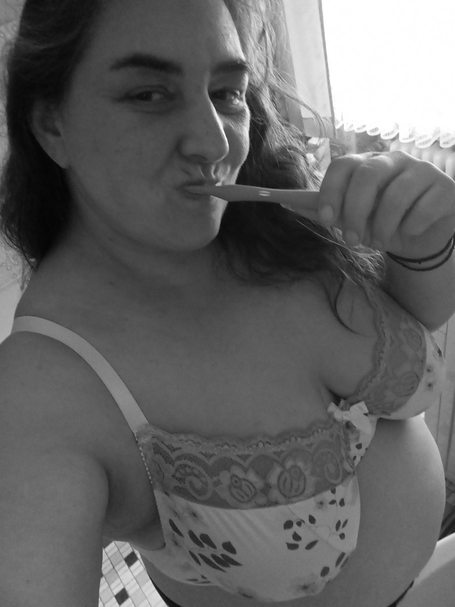 Katzen_mutti47's tweet photo. Dann will ich mal in den Tag starten 💋 https://t.co/lYTWfkcblP