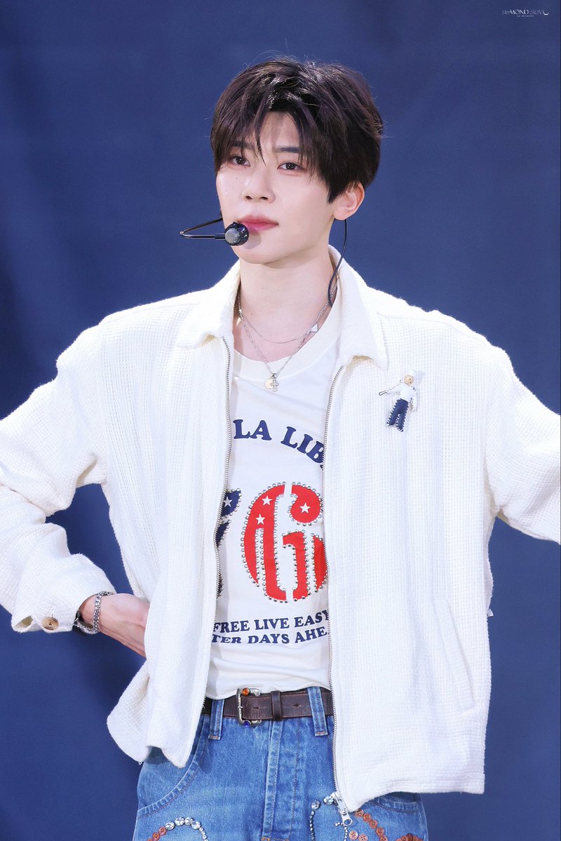 DerMond_SION's tweet photo. #시온 #SION #シオン
#NCT #NCTWISH https://t.co/EdrsokWIOS