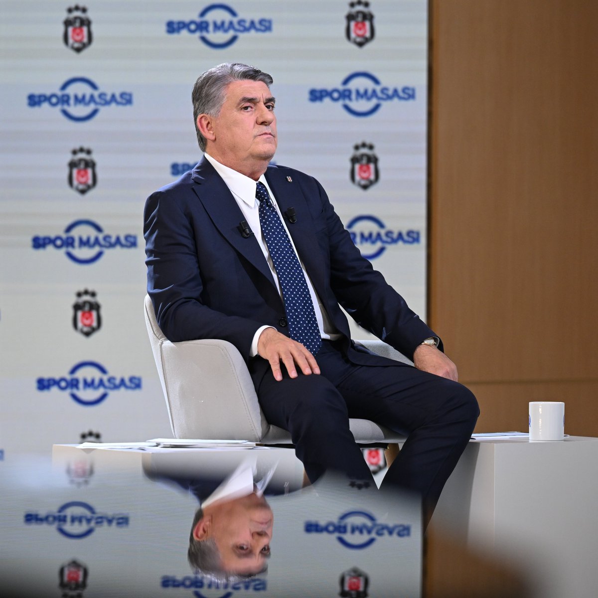 bybonsports's tweet photo. Serdal Adalı: Göreve geldiğimiz ilk günden beri MHK'yi işaret eden sadece bizdik. Ferhat Gündoğdu ismini defalarca söyledik. Kendisi MHK Başkanı olduğu sürece Türk futbolunun bir arpa boyu yol alamayacağını söyledik. Bugün geldiğimiz noktada MHK'deki çarpık yapılanmaya en büyük mücadeleyi veren, onları en üst perdeden eleştirip gerçekleri söyleyen Beşiktaş oldu.
