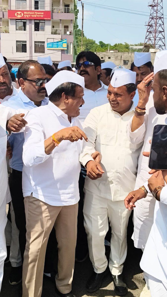 sajjanvermaINC's tweet photo. आज देवास में सेवादल द्वारा सद्भावना संकल्प यात्रा में राष्ट्रीय अध्यक्ष श्री श्रीनिवास बी वी के साथ सैकड़ों युवाओं, महिलाओं की एक ही आवाज, सद्भाव बना रहे।।

@srinivasiyc @CongressSevadal https://t.co/WqARzoGw8W
