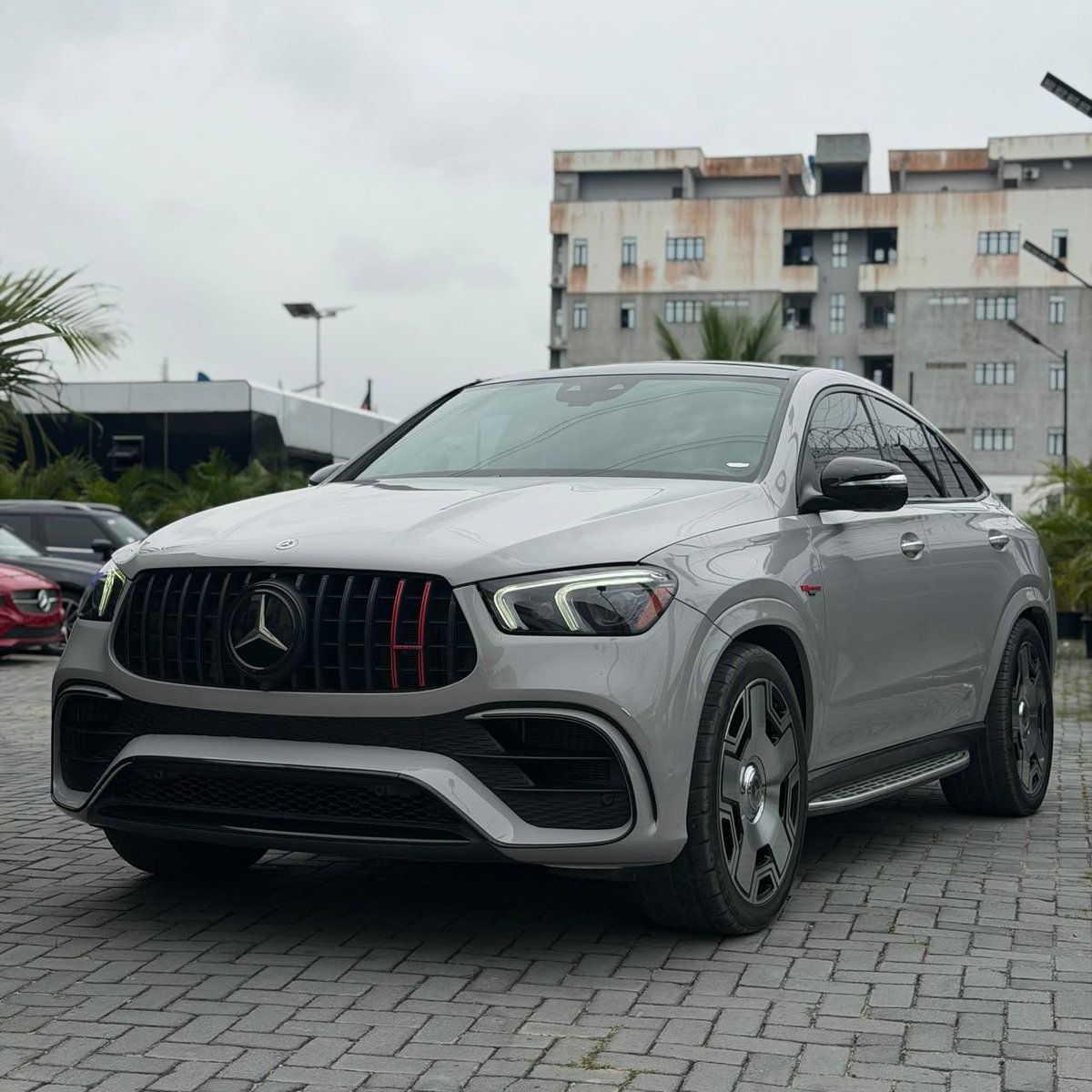 noksonautos's tweet photo. 2021 Gle63s 
Toks
HUD
Apple car play 
New entry 
Pano
Massage seats
Two keys
145m

#NoksonAutos #NigeriaCars #Automotive https://t.co/Qsw8FAyIzP