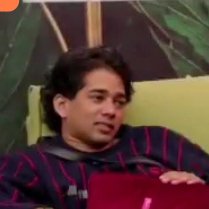 hasnainhu02's tweet photo. What do you mean by.. like like alike ?

#QaziTouqeer #BiggBoss20 https://t.co/ciDZSDXlTq